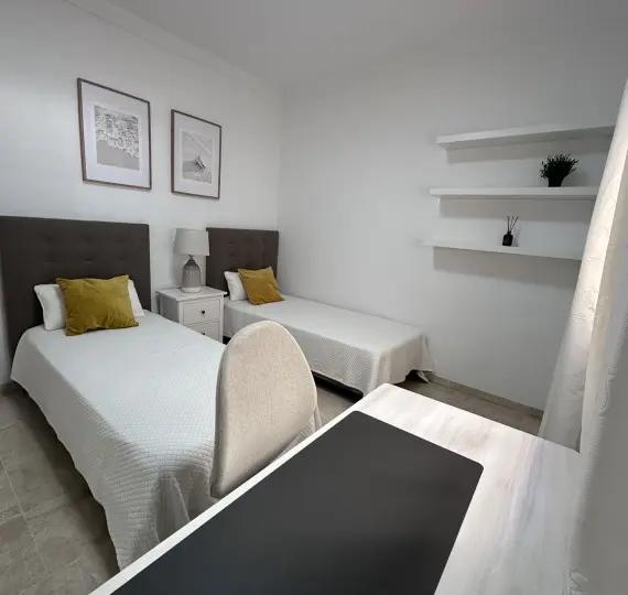 Продажа апартаментов на среднем этаже в Nueva Andalucía