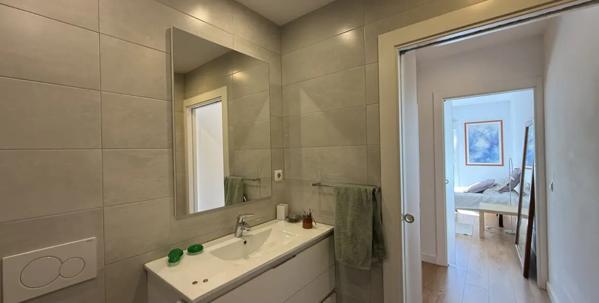 Long-term rent of ground floor apartment in El Paraiso 6