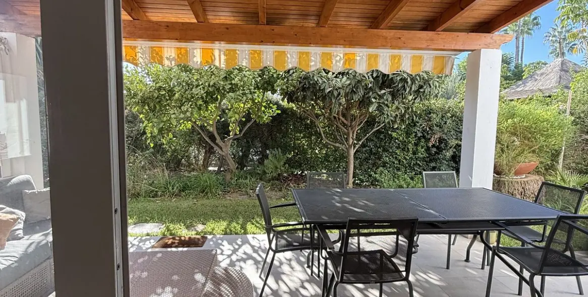 Long-term rent of ground floor apartment in El Paraiso 5