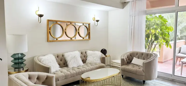 Долгосрочная аренда апартаментов на среднем этаже в Nueva Andalucía 0