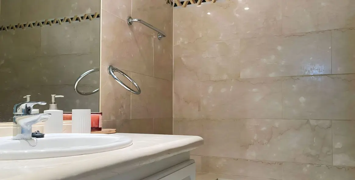 Долгосрочная аренда апартаментов на среднем этаже в Nueva Andalucía 17