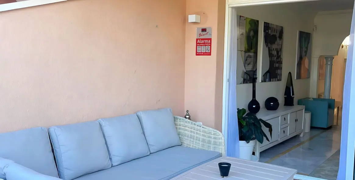 Долгосрочная аренда апартаментов на среднем этаже в Nueva Andalucía 18