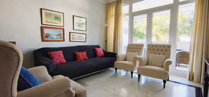 Middle floor apartment R5164708 0