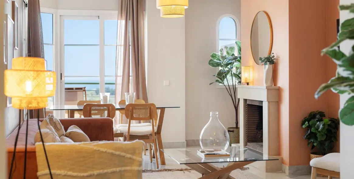 Alquiler a largo plazo de apartamento en planta media en Nueva Andalucía 16