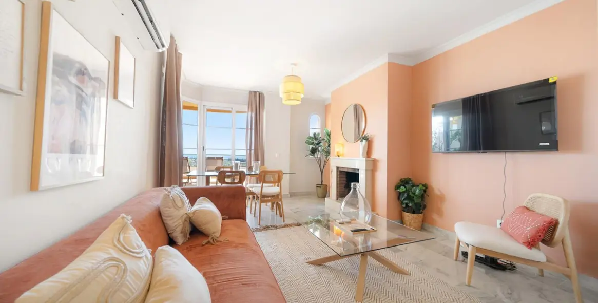 Alquiler a largo plazo de apartamento en planta media en Nueva Andalucía 26