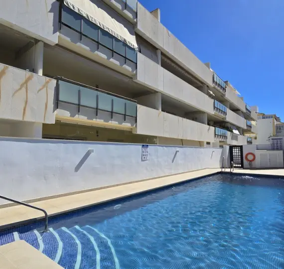 Long-term rent of middle floor apartment in San Pedro de Alcántara