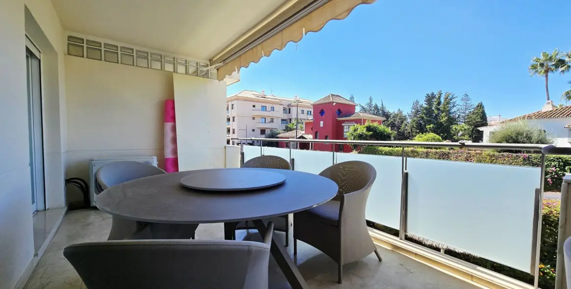 Long-term rent of middle floor apartment in San Pedro de Alcántara 3