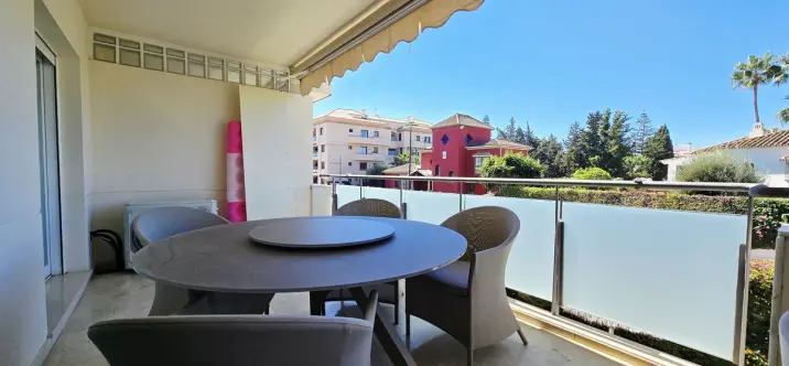 Long-term rent of middle floor apartment in San Pedro de Alcántara 2