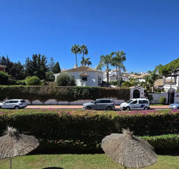 Long-term rent of middle floor apartment in San Pedro de Alcántara