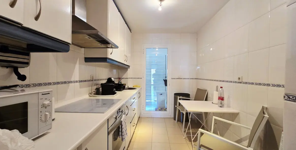 Long-term rent of middle floor apartment in San Pedro de Alcántara 15