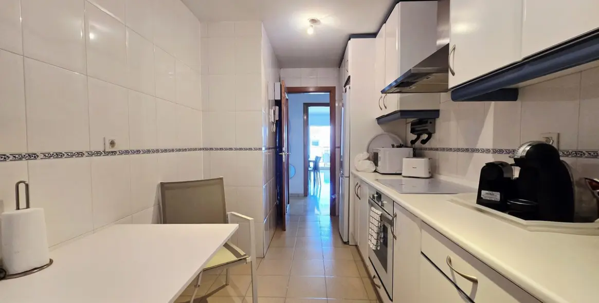 Long-term rent of middle floor apartment in San Pedro de Alcántara 16