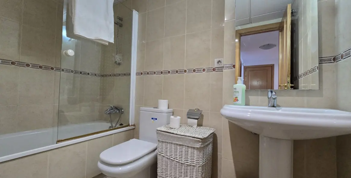 Long-term rent of middle floor apartment in San Pedro de Alcántara 19