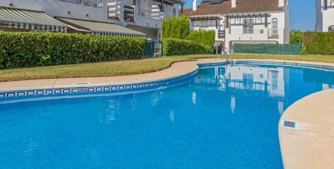 Long-term rent of detached villa in Marbella 1