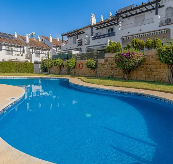 Long-term rent of detached villa in Marbella