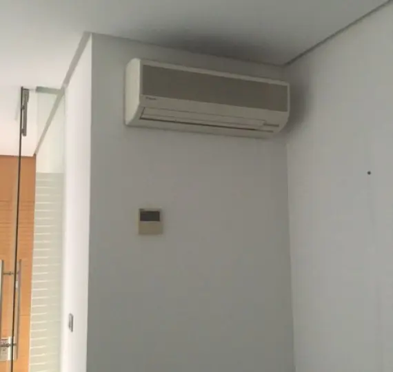 Long-term rent of office in Estepona