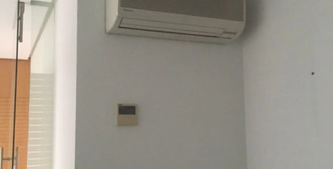 Long-term rent of office in Estepona 6