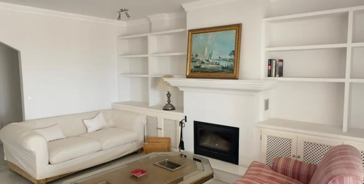 Long-term rent of penthouse in Nueva Andalucía 12