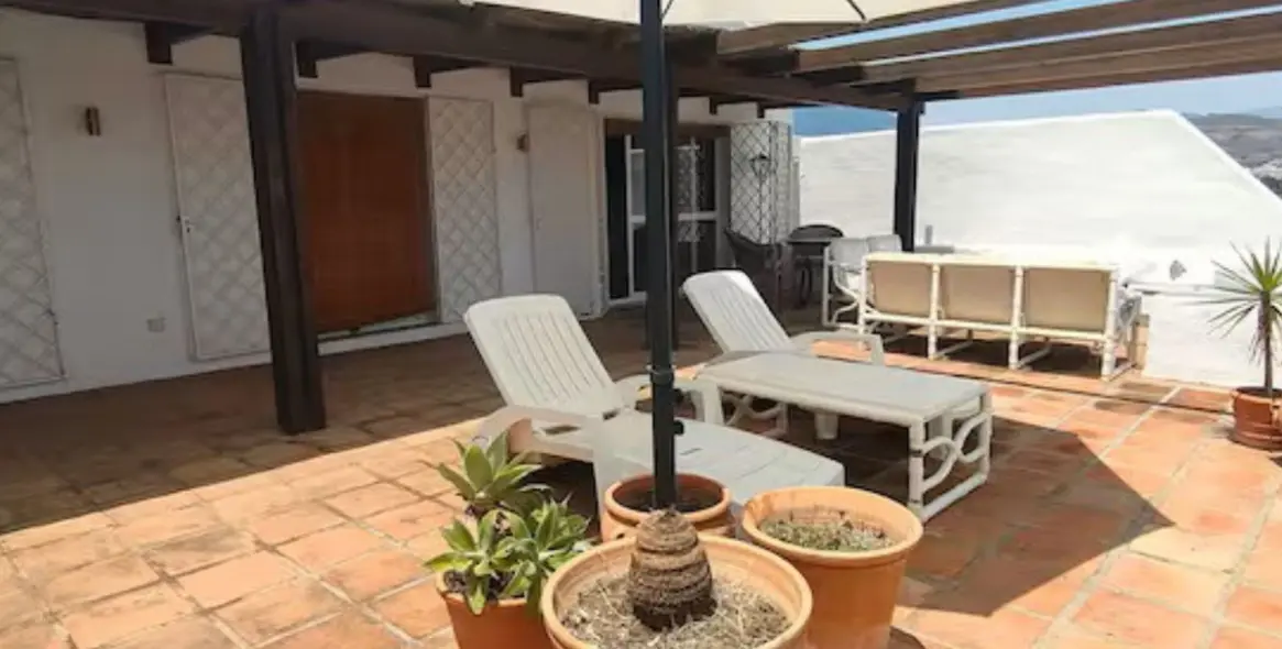 Long-term rent of penthouse in Nueva Andalucía 16