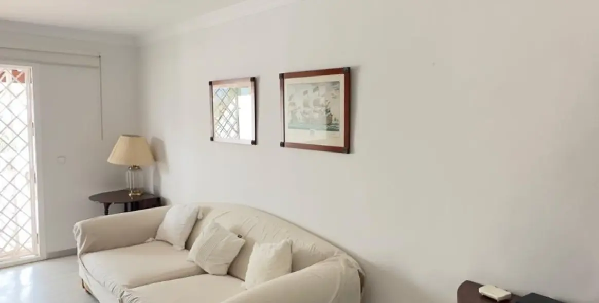 Long-term rent of penthouse in Nueva Andalucía 18