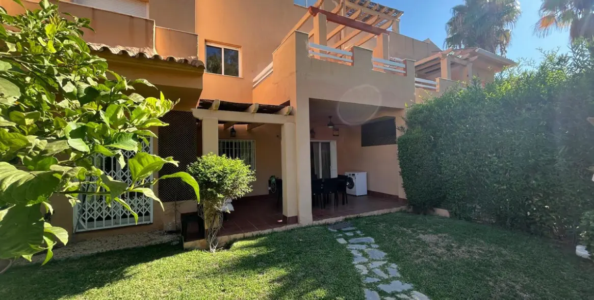Long-term rent of ground floor apartment in Carib Playa 16