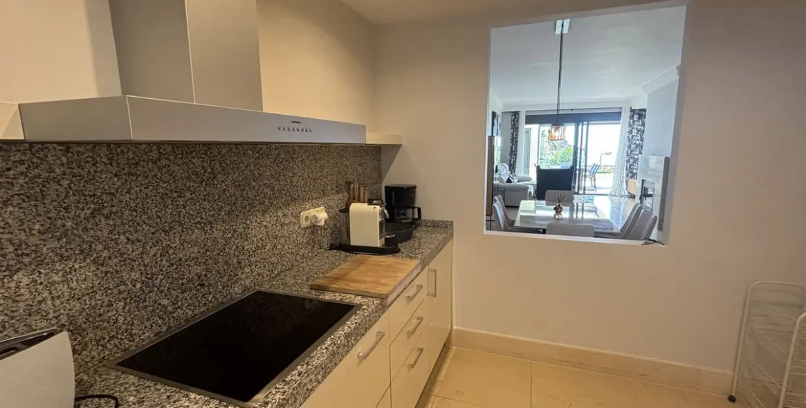 Long-term rent of ground floor apartment in Marbella 12