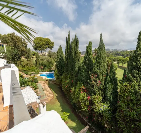 Long-term rent of penthouse in Marbella