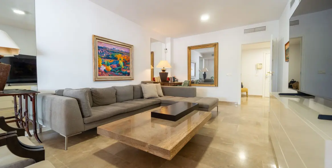 Long-term rent of penthouse in Marbella 6