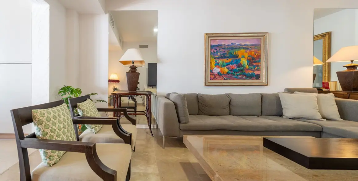 Long-term rent of penthouse in Marbella 10