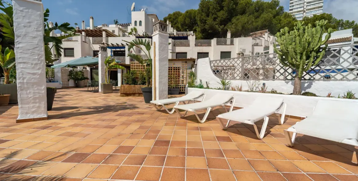 Long-term rent of penthouse in Marbella 11