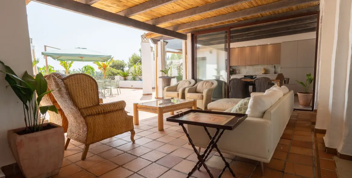 Long-term rent of penthouse in Marbella 15