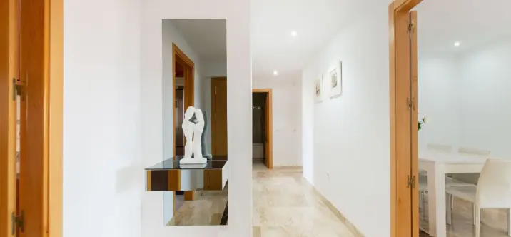 Long-term rent of middle floor apartment in New Golden Mile 4