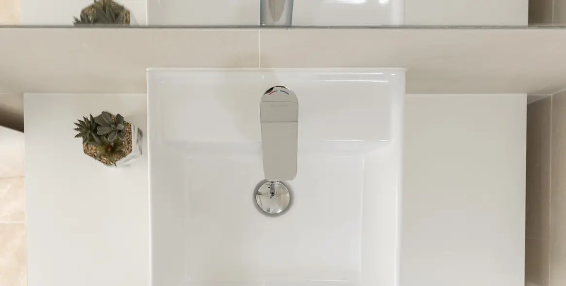 Long-term rent of penthouse in El Paraiso 17