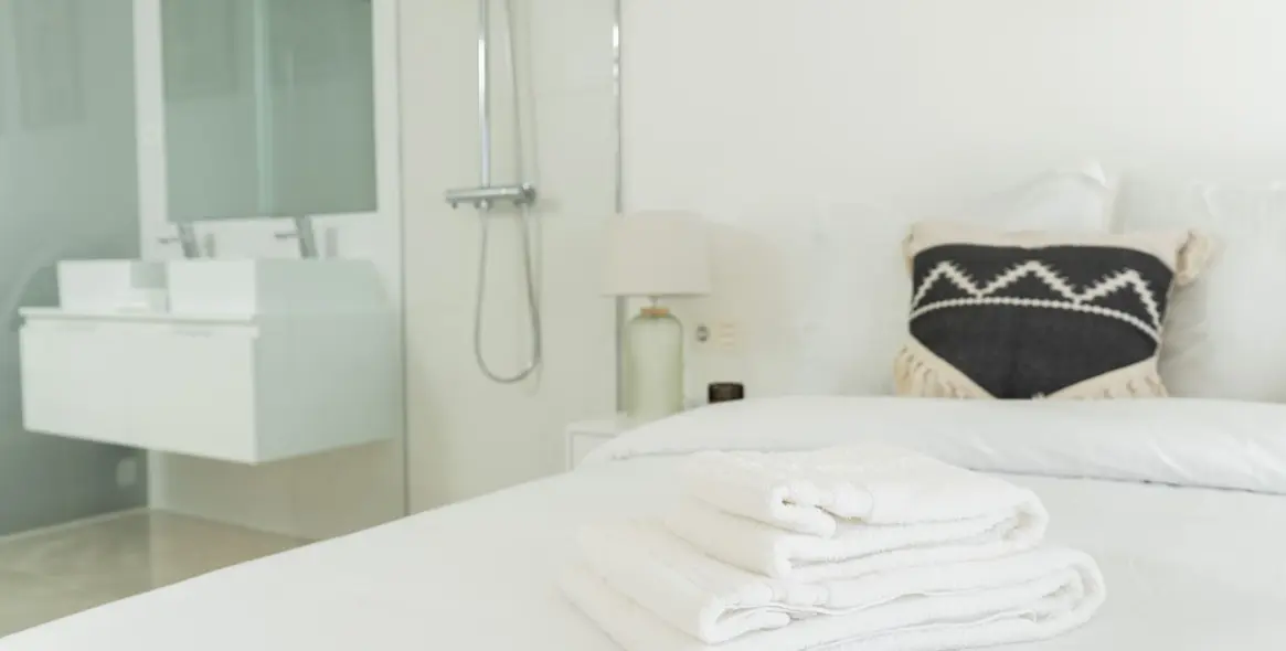 Long-term rent of penthouse in El Paraiso 19