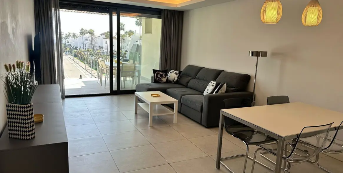 Long-term rent of middle floor apartment in Cancelada 6