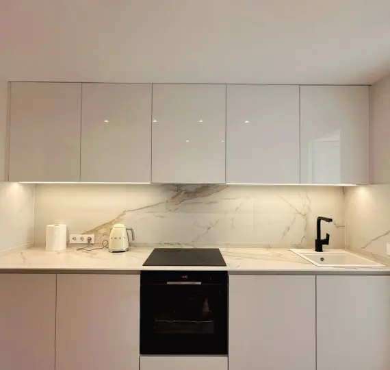 Долгосрочная аренда апартаментов на среднем этаже в Selwo