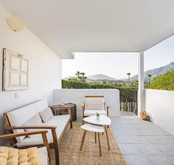 Long-term rent of ground floor apartment in Nueva Andalucía