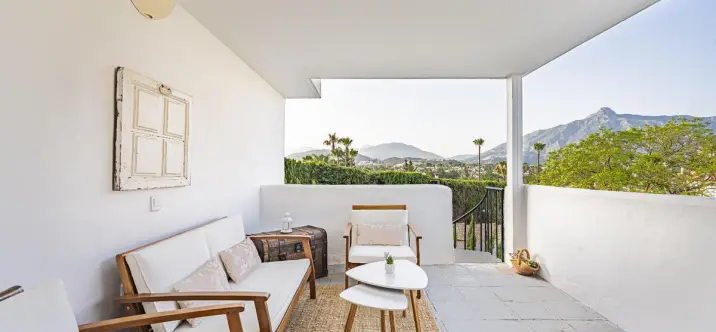 Long-term rent of ground floor apartment in Nueva Andalucía 3