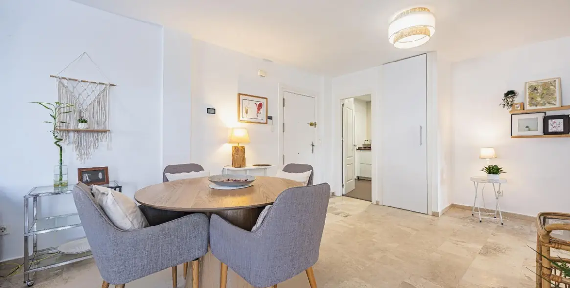 Long-term rent of ground floor apartment in Nueva Andalucía 8