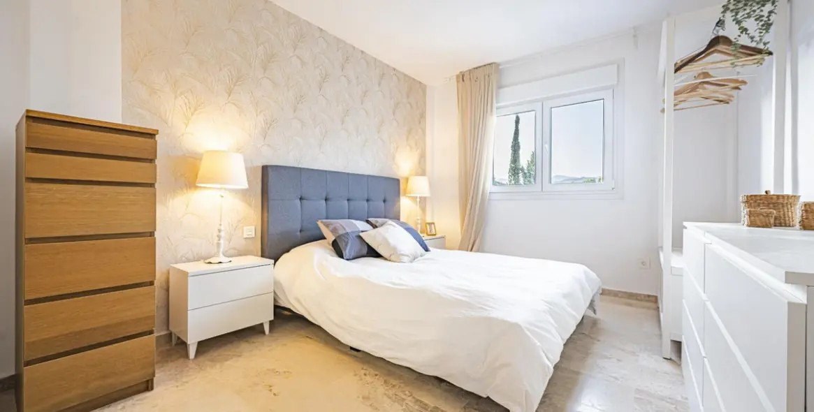 Long-term rent of ground floor apartment in Nueva Andalucía 10