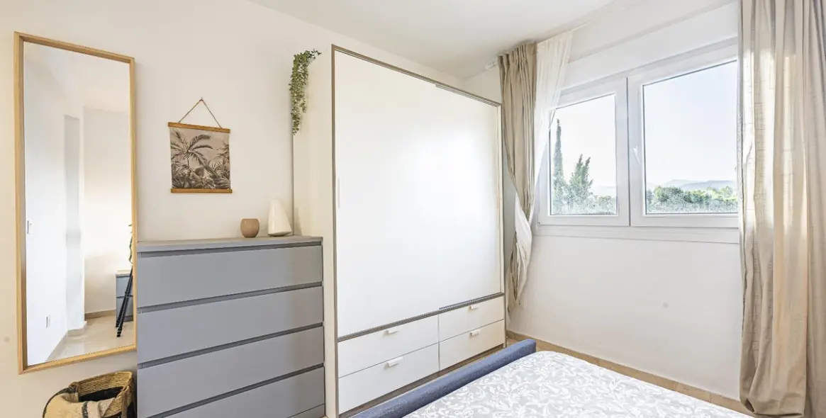 Long-term rent of ground floor apartment in Nueva Andalucía 16