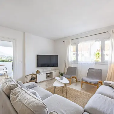 Long-term rent of ground floor apartment in Nueva Andalucía
