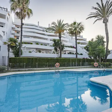 Long-term rent of ground floor apartment in Nueva Andalucía