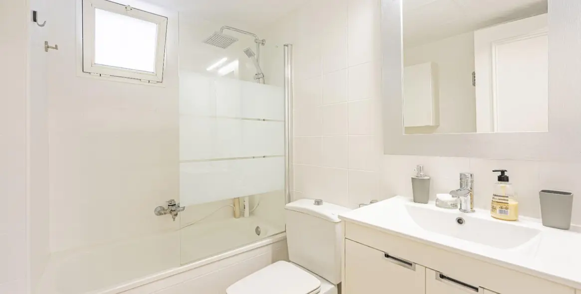 Long-term rent of ground floor apartment in Nueva Andalucía 18