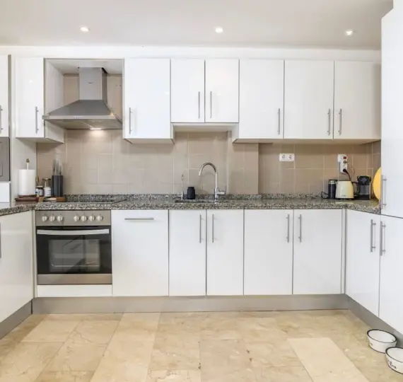 Long-term rent of townhouse in Nueva Andalucía