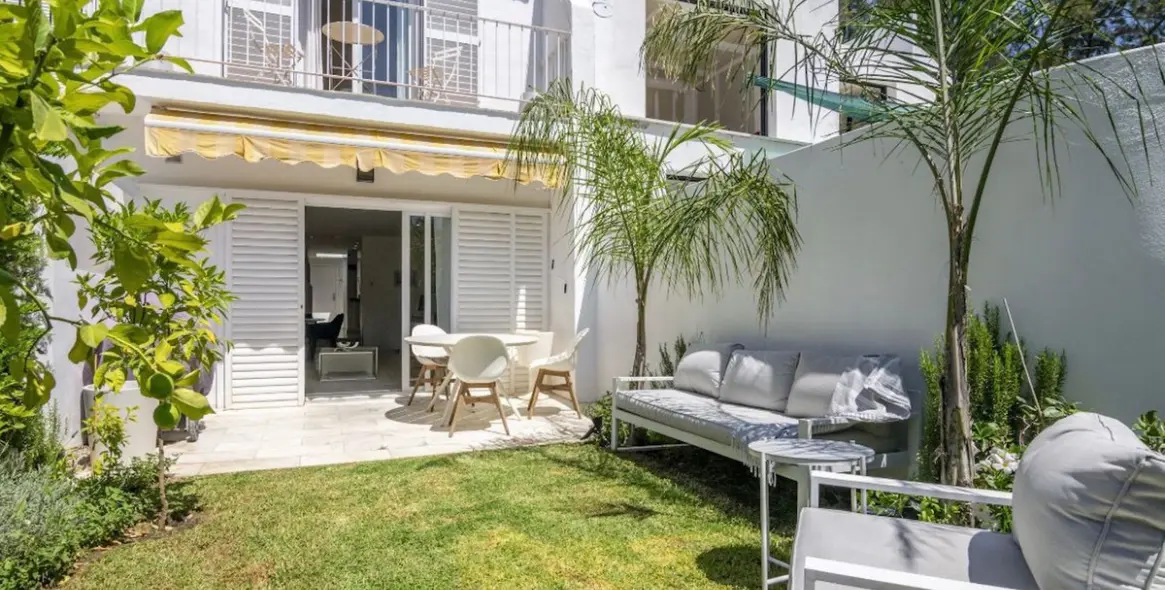 Long-term rent of townhouse in Nueva Andalucía 5