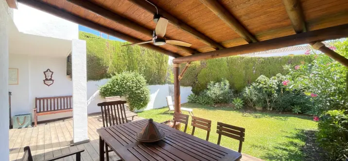 Long-term rent of townhouse in Estepona 2