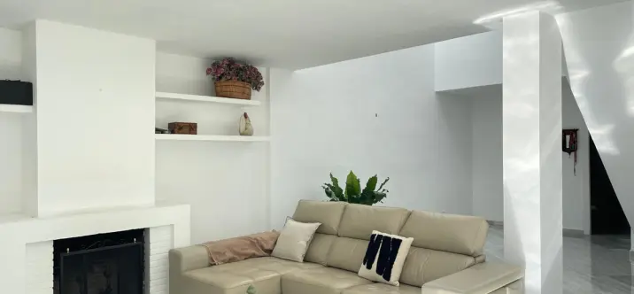 Long-term rent of townhouse in Estepona 3