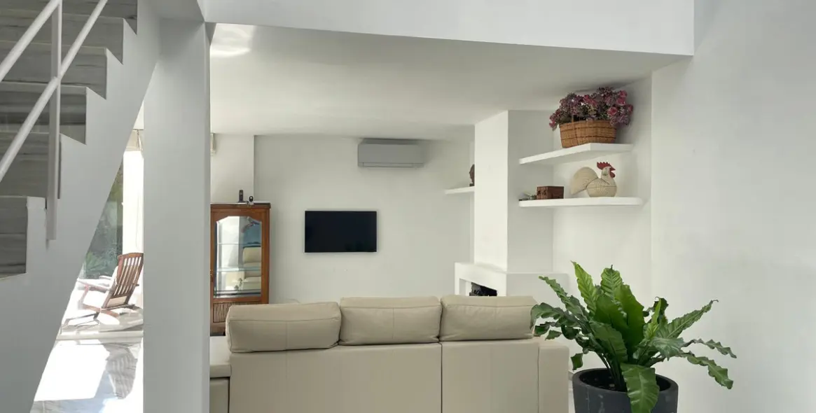 Long-term rent of townhouse in Estepona 5