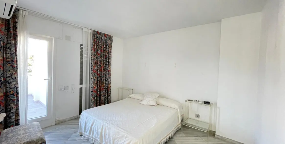 Long-term rent of townhouse in Estepona 10