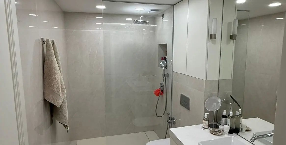 Long-term rent of ground floor apartment in Estepona 19